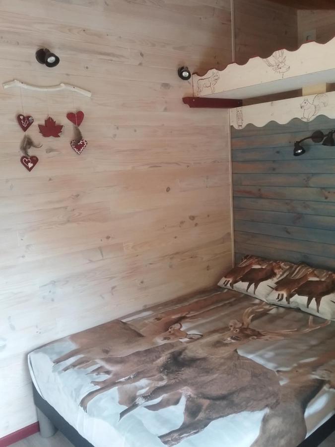 Bed and Breakfast L'Arberc Rigaud Екстер'єр фото