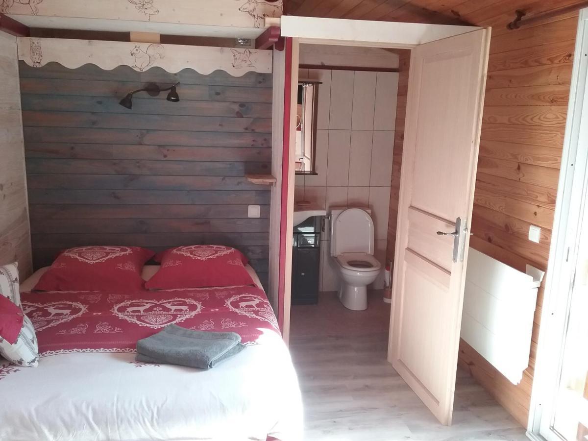 Bed and Breakfast L'Arberc Rigaud Екстер'єр фото