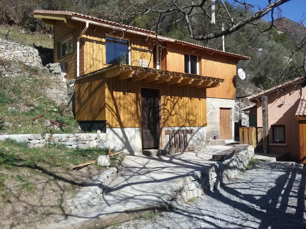 Bed and Breakfast L'Arberc Rigaud Екстер'єр фото